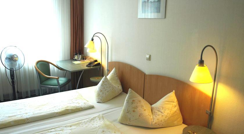 Central-Classic Hotel Stuttgart Rom bilde